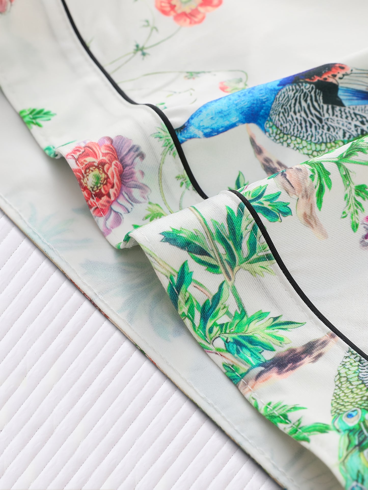 Elegant Peacock & Floral Print Women's Pajama Set - Short Sleeve Button-Up Shirt with Lapel Collar & Comfy Elastic Waist Shorts, Lightweight Polyester Blend Sleepwear and Loungewear, Machine Washable