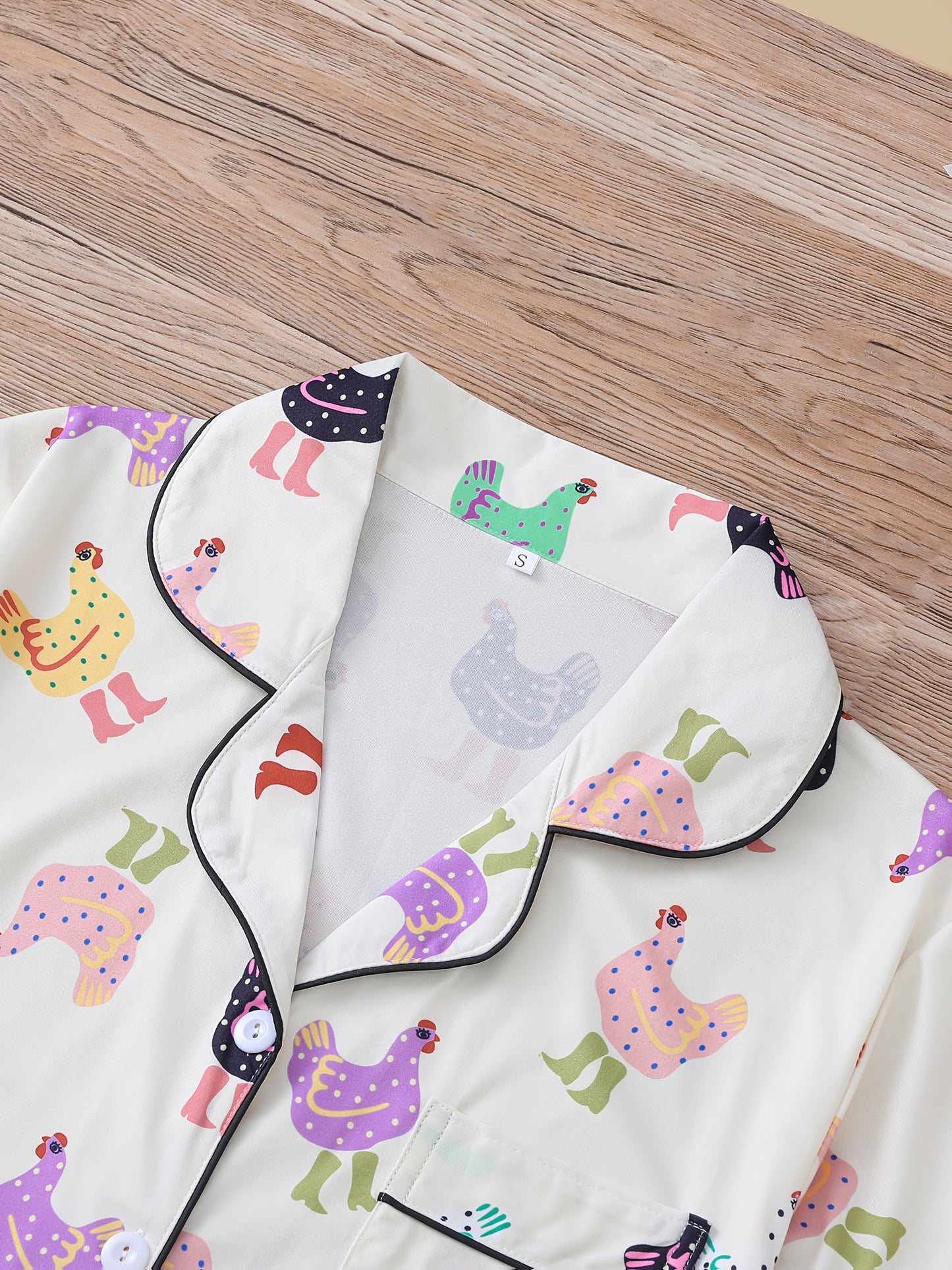 Cute Rooster Pajama 2pcs Women's Cute Rooster Print Pajama Set - Short Sleeve Shirt with Lapel Collar and Button Placket, Loose-Fit Elastic Shorts, Casual Knit Fabric Sleepwear, Polyester 95%, Elastane 5%, All-Season Comfort, 150g/m² - Animal Patterned