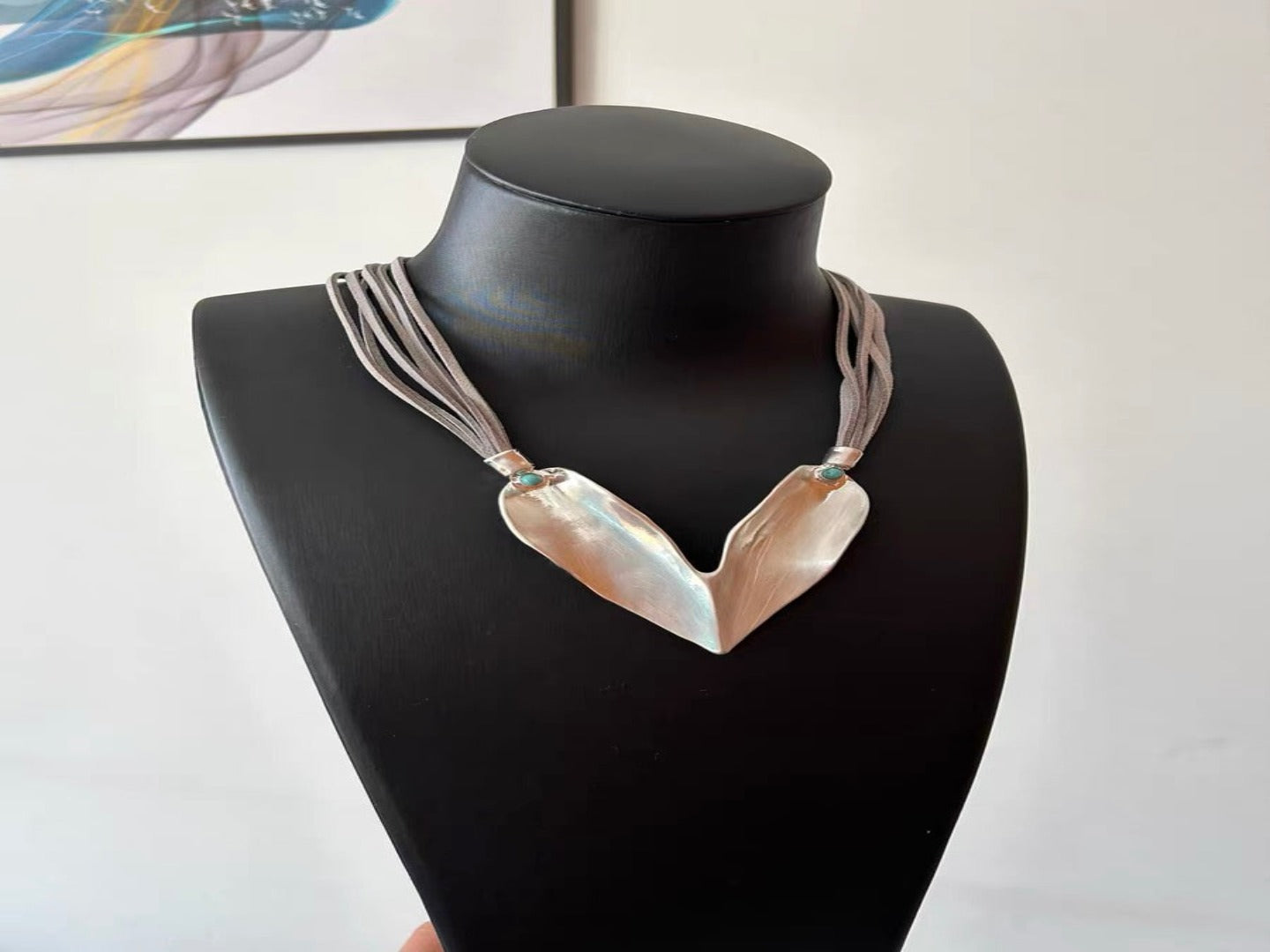 Sliver Heart necklaces from SHOPQAQ