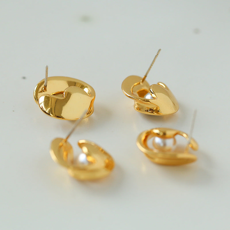 French Pearl Small Earrings | earrings | 18k gold plated, 9new, _badge_new, earring, pearl, Pearl earrings | SHOPQAQ