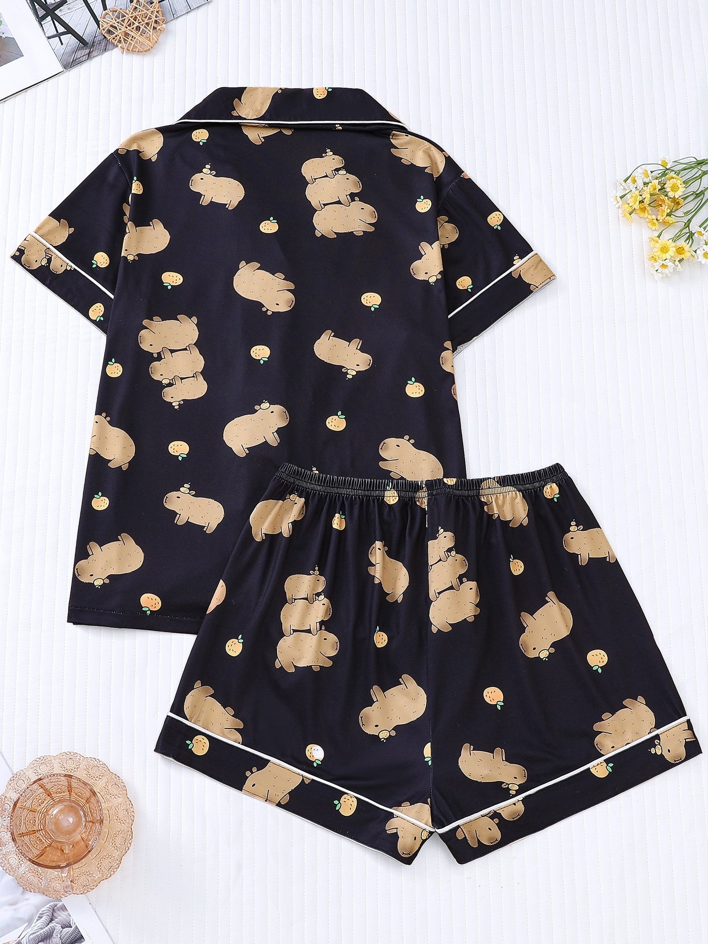 Short Sleeve Women's Cute Capybara Print Pajama Set, Elastic Shorts & Buttons Lapel Top Sleepwear
