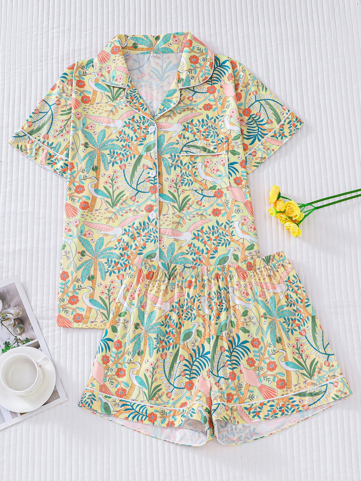 Short Sleeve Allover Floral Women's Pajama Set, Button Up Lapel Collar Top & Elastic Shorts Sleepwear