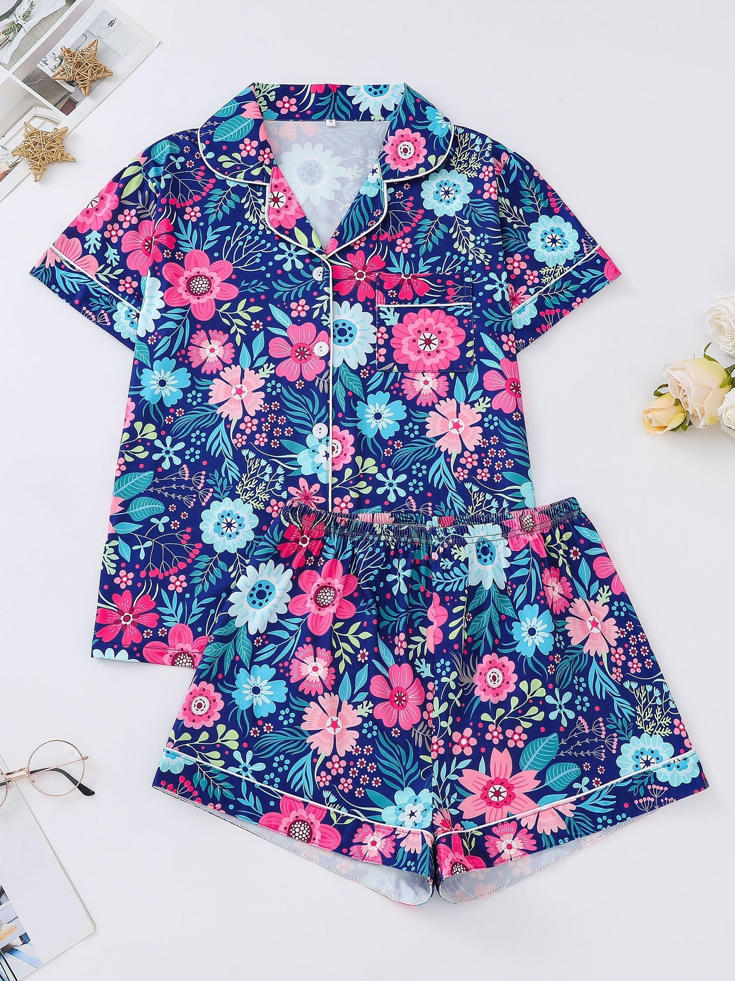 Comfortable Relaxed Fit Women's Floral Print Casual Pajama Set, Short Sleeve Buttons Lapel Top & Shorts