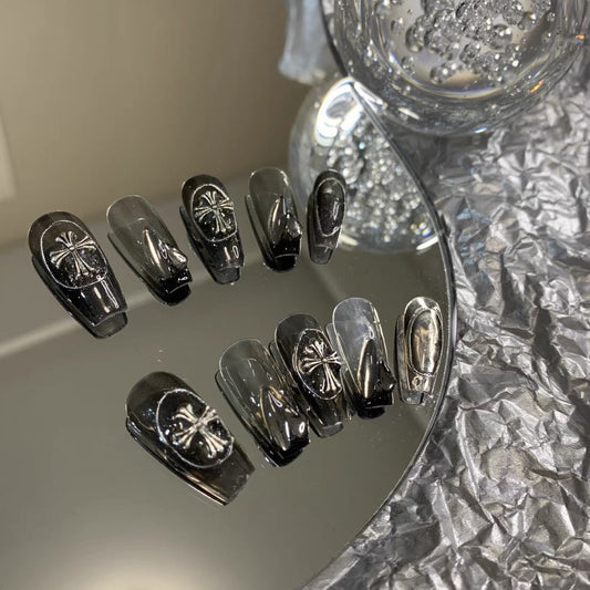 [Crow heart] | False Nails | DIY nails, easy to apply nails, elegant nails, False Nails, fashion nails, Handmade False Nails, High-Grade False Nails, long-lasting nails, luxury false nails, luxurynails, Nail Art, press on nails, special occasion nails, wedding nails | SHOPQAQ