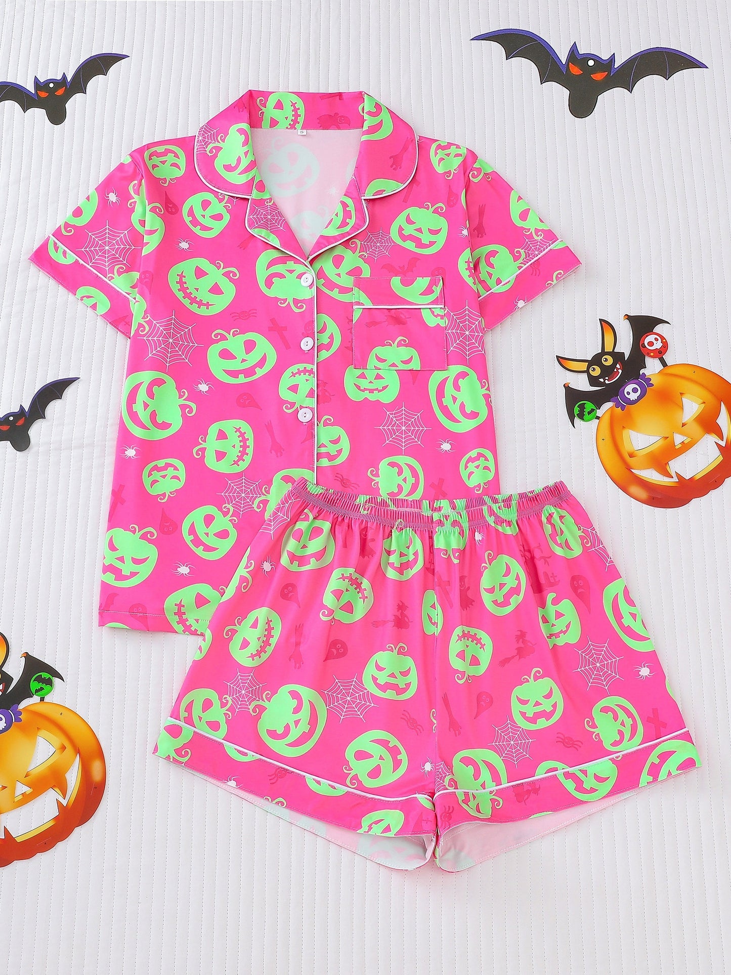 Spooky Halloween Pumpkin Bat Print Women's Pajama Set, Comfortable Short-Sleeve Button- Shirt and Loose Elastic Shorts, Casual All-Season Outdoor Loungewear for Home