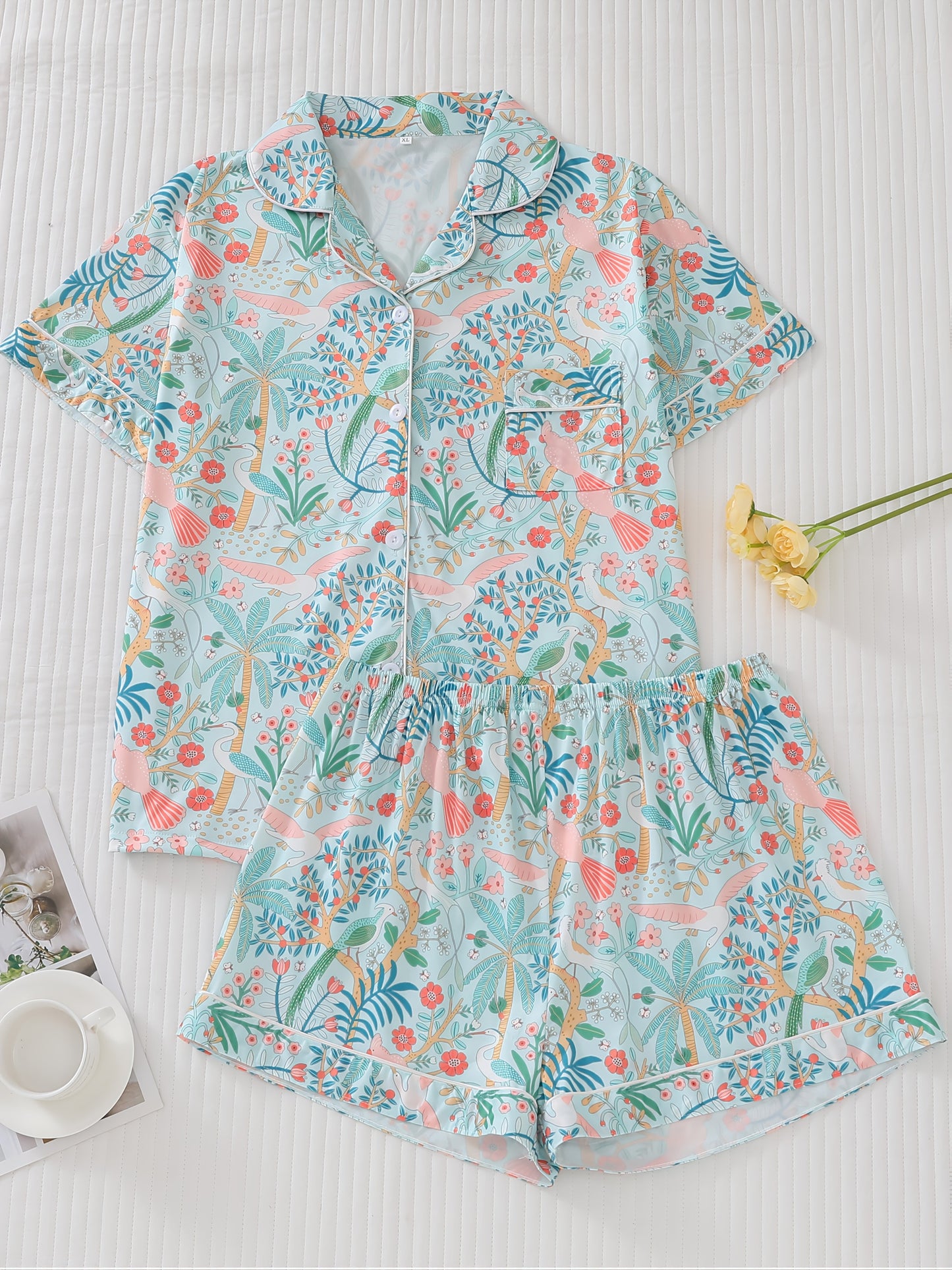 Short Sleeve Allover Floral Women's Pajama Set, Button Up Lapel Collar Top & Elastic Shorts Sleepwear
