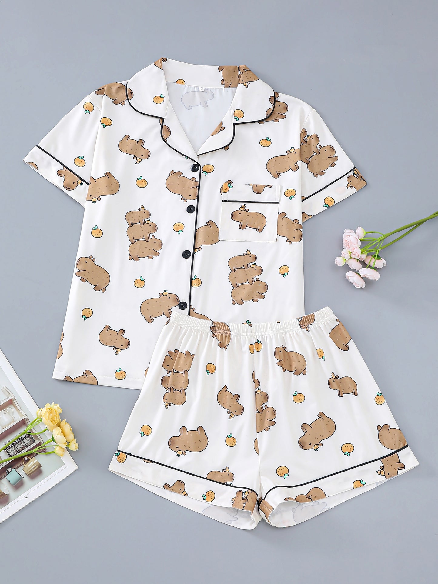 Short Sleeve Women's Cute Capybara Print Pajama Set, Elastic Shorts & Buttons Lapel Top Sleepwear