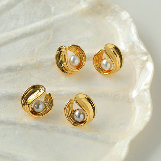 French Pearl Small Earrings | earrings | 18k gold plated, 9new, _badge_new, earring, pearl, Pearl earrings | SHOPQAQ