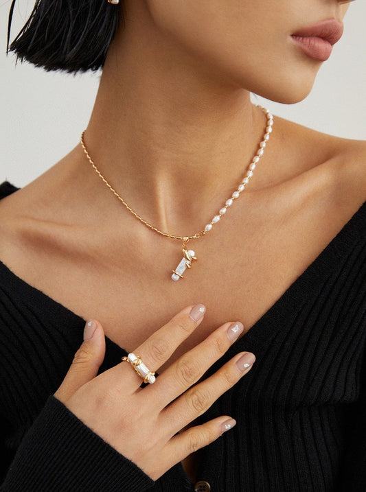 Baroque Pendant Metal-Accented Pearl Necklace | necklaces | 925necklace, _badge_S925, baroque pearl, natural pearl, necklace, Pearl, Pearl Necklace, Pendant Necklace, s925, simsmore | SHOPQAQ