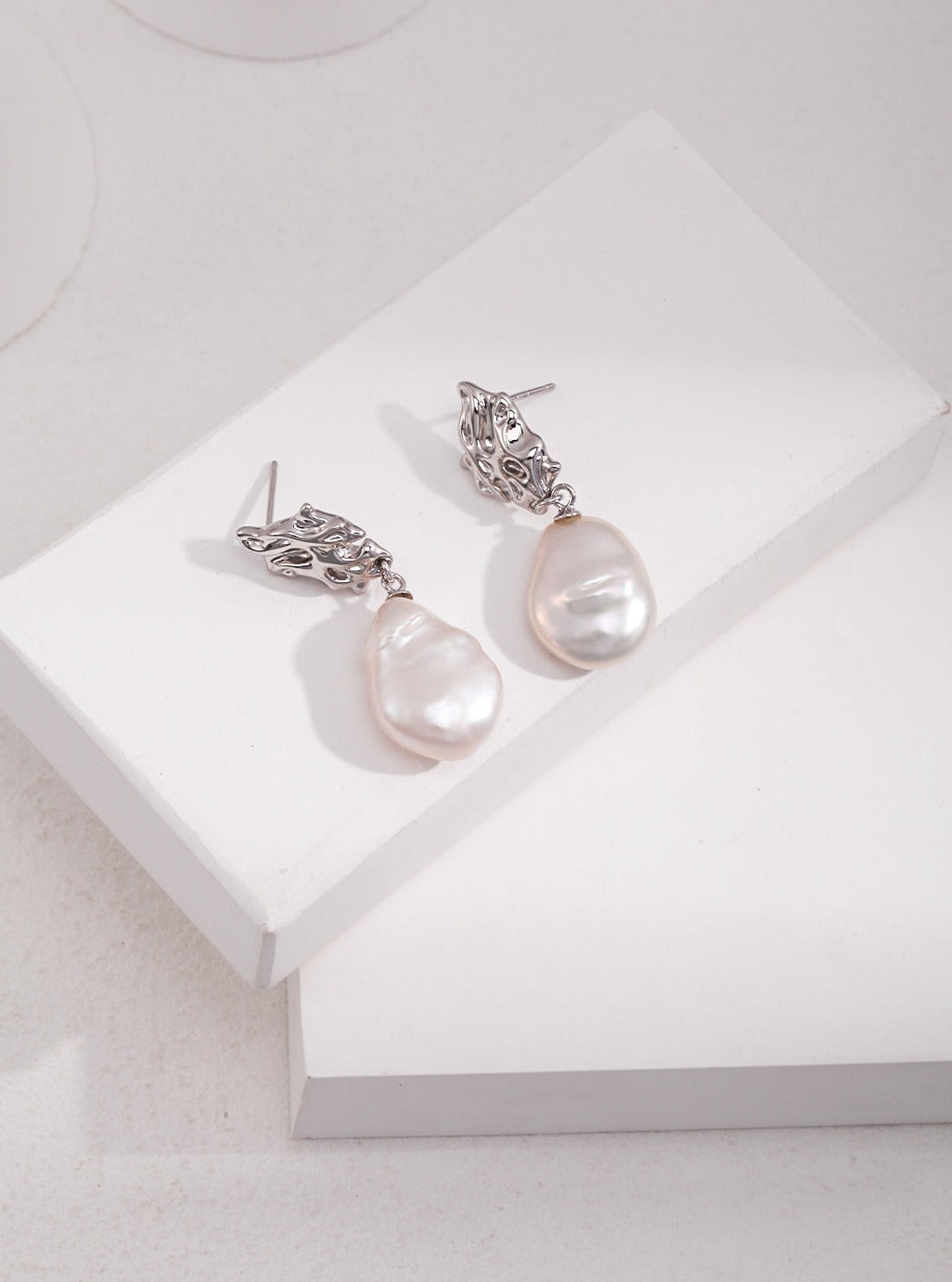 Baroque Pearl Earrings - A Fusion of Artistry and Nature Earrings from SHOPQAQ
